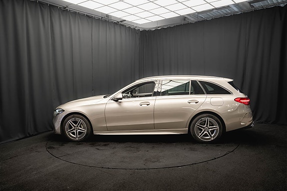 Mercedes-Benz C300 d 10 of 25