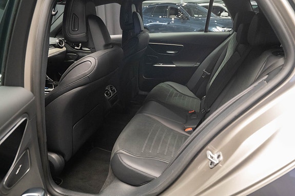 Mercedes-Benz C300 d 19 of 25