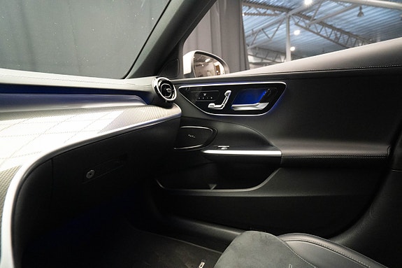 Mercedes-Benz C300 d 24 of 25