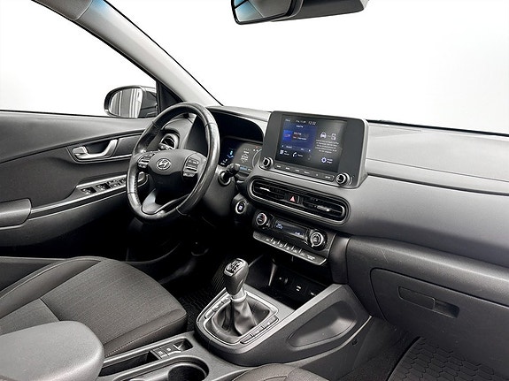 Hyundai Kona 12 of 16