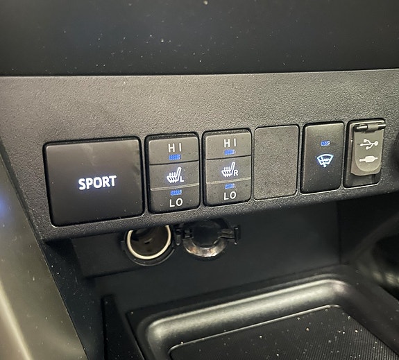 Toyota RAV4 16 of 18