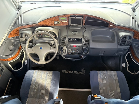 Fiat Fiat euro mobil 820 2,8 jtd 7 of 8