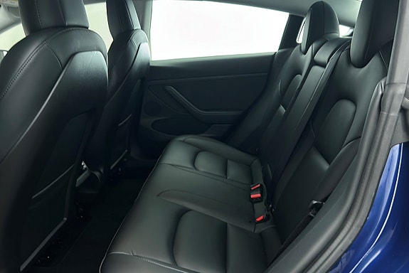 Tesla Model 3 12 of 26