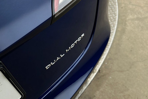 Tesla Model 3 26 of 26
