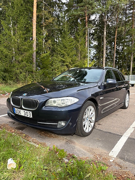 BMW 525d 8 of 17