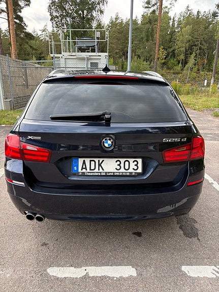 BMW 525d 5 of 17