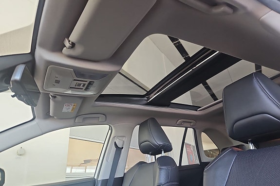 Toyota RAV4 15 of 20