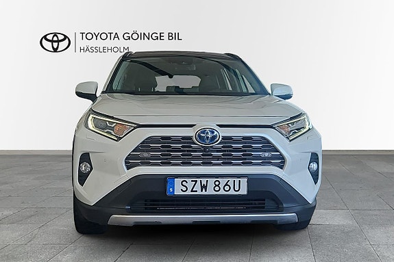 Toyota RAV4 5 of 20