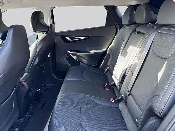Kia EV6 9 of 15