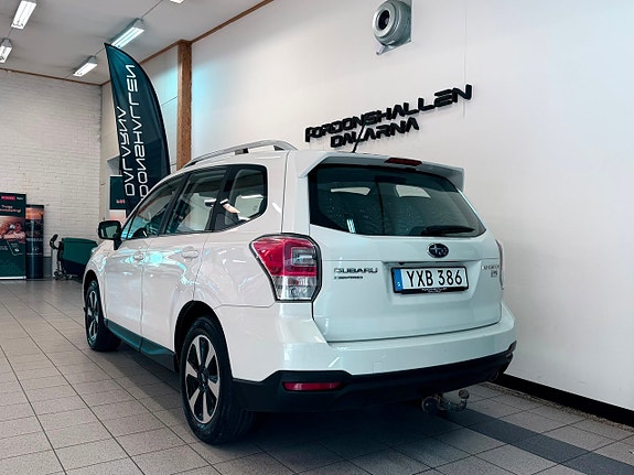 Subaru Forester 8 of 19