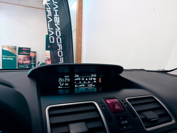 Subaru Forester 15 of 19