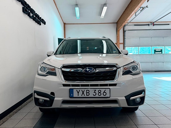 Subaru Forester 2 of 19