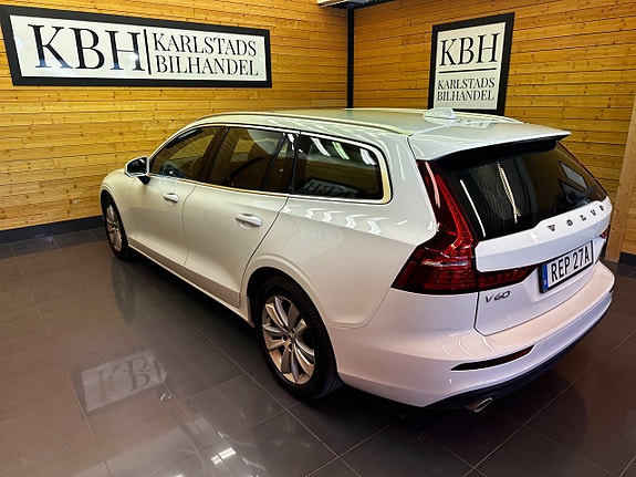 Volvo V60 4 of 25