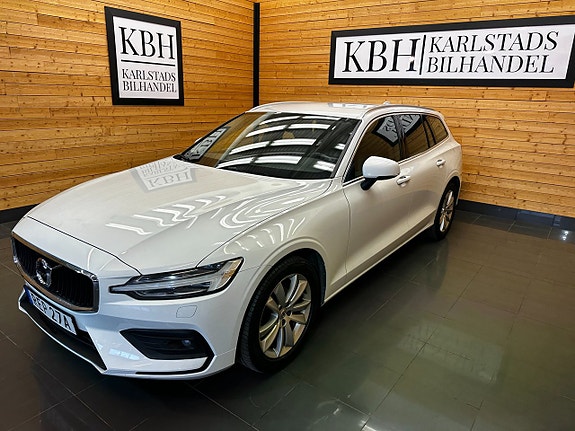 Volvo V60 2 of 25