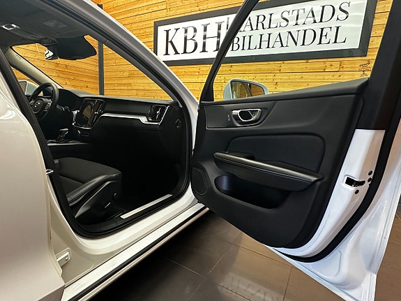 Volvo V60 21 of 25