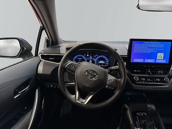 Toyota Corolla 9 of 14