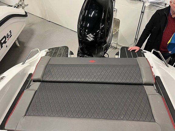 HR 5.7 CC | Suzuki 140 hk | Orust Edition NYHET 5 of 12