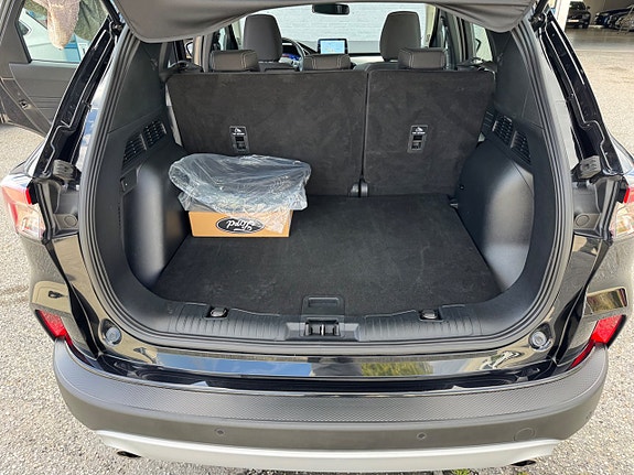 Ford Kuga 14 of 14