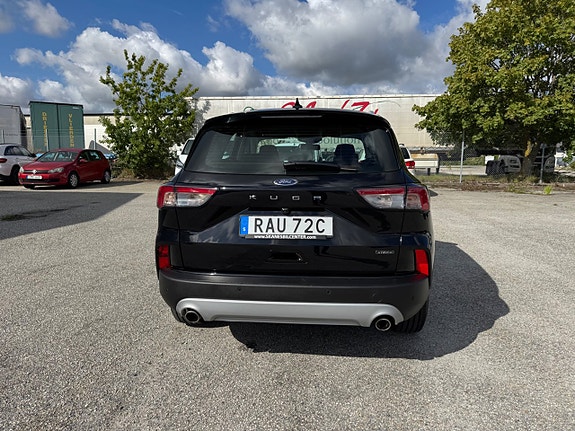 Ford Kuga 7 of 14
