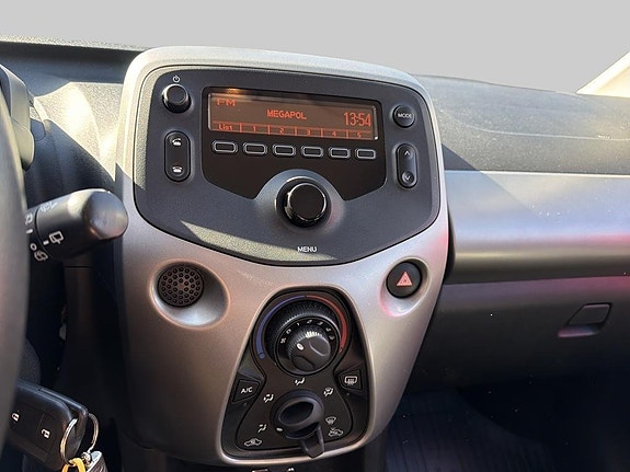 Toyota Aygo 13 of 14