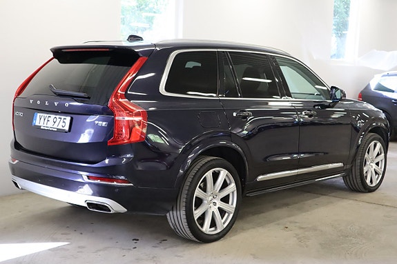 Volvo XC90 4 of 30
