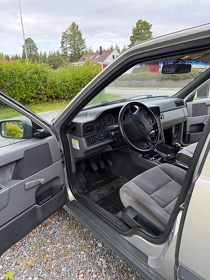 Volvo 850 5 of 7