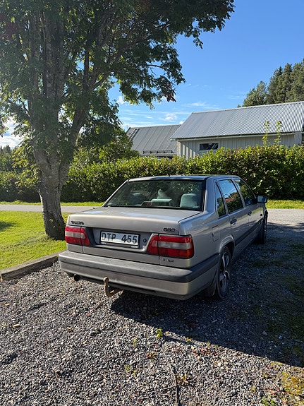 Volvo 850 3 of 7
