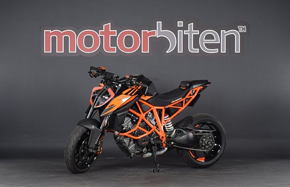 KTM 1290 Super Duke R 1.3 V-twin Euro 4 2 of 4