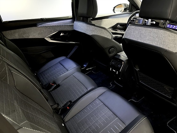 Peugeot 5008 12 of 15