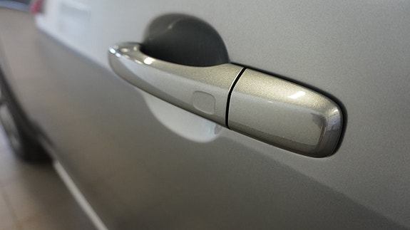 Volvo V60 Cross Country 6 of 24