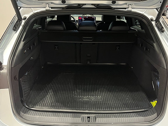 Volkswagen ID.7 8 of 22