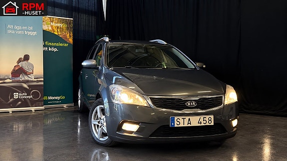 Kia Ceed 2 of 19