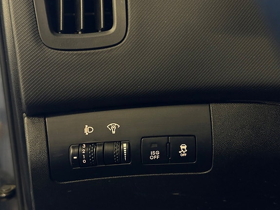 Kia Ceed 15 of 19