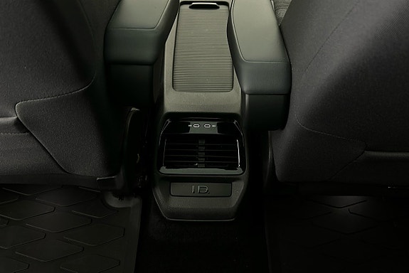 Volkswagen ID.4 21 of 27