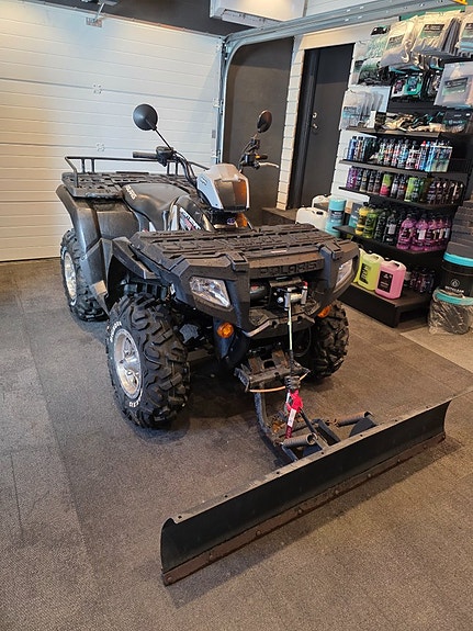 Polaris Sportsman 800 Med vinsch fram och bak samt plogpaket 3 of 6