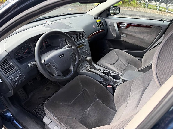 Volvo V70 5 of 5