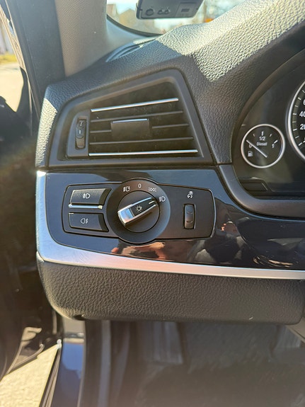 BMW 520d 12 of 17