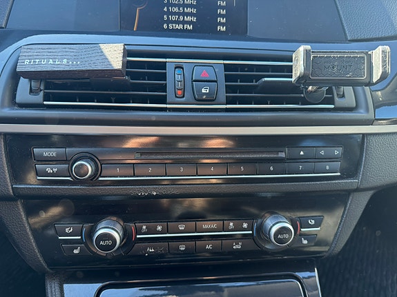 BMW 520d 9 of 17