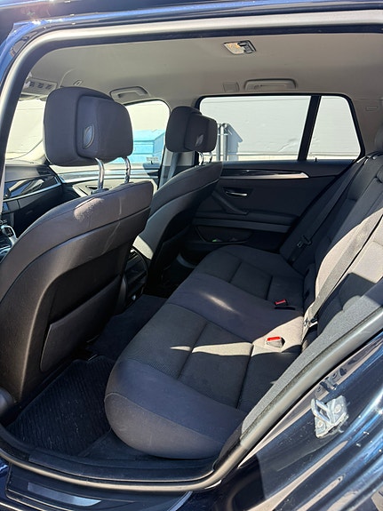 BMW 520d 13 of 17