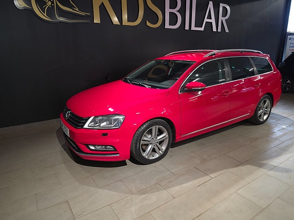 Volkswagen Passat 2 of 13