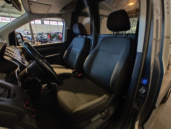 Volkswagen Caddy 7 of 13