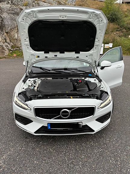 Volvo V60 4 of 6