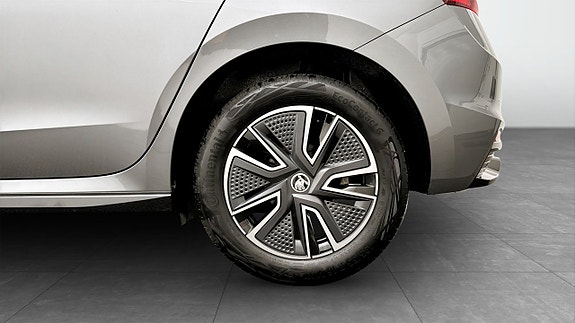 Skoda Fabia 6 of 19