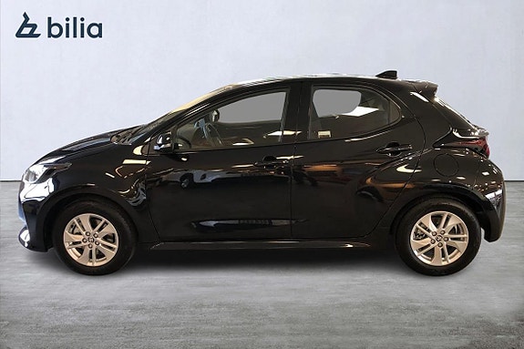Toyota Yaris 3 of 21