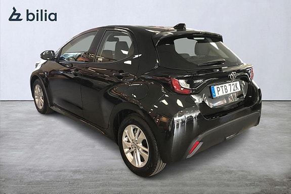 Toyota Yaris 2 of 21