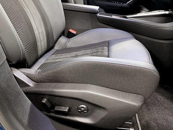 Peugeot 408 19 of 25