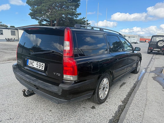 Volvo V70 14 of 17
