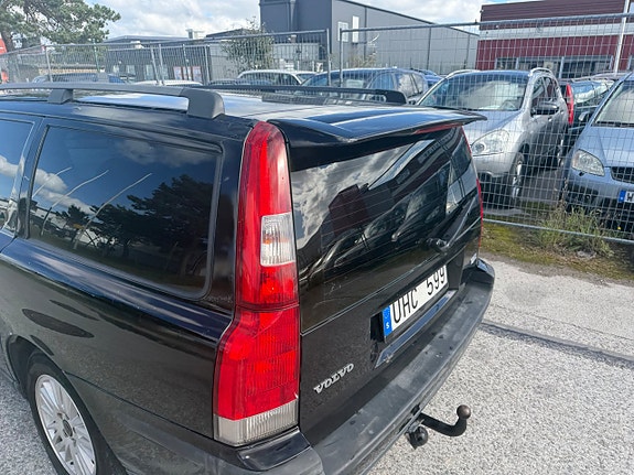 Volvo V70 8 of 17