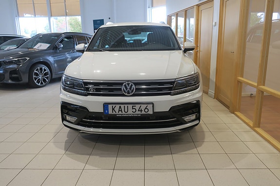 Volkswagen Tiguan 3 of 17
