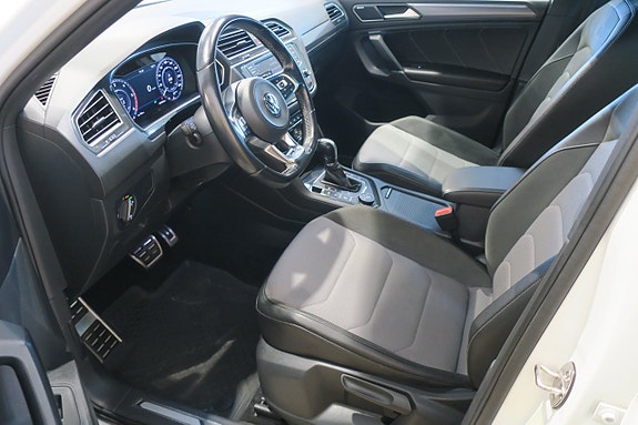 Volkswagen Tiguan 5 of 17